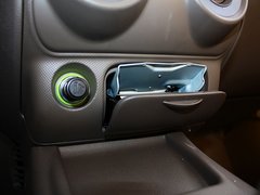 2011款 1.3L 手动 超值版 5座