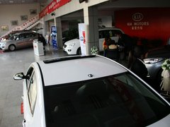 2012款 三厢1.6 Premium 纪念版AT