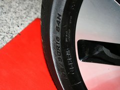 2012款 三厢1.6 Premium 纪念版AT