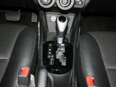 2012款 三厢1.6 Premium 纪念版AT