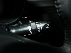 2012款 三厢1.6 Premium 纪念版AT