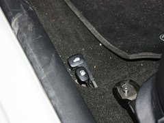 2012款 三厢1.6 Premium 纪念版AT
