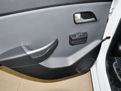 2012款 三厢 1.4L 自动 GLS纪念版