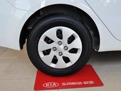 2012款 三厢 1.4L 自动 GLS纪念版