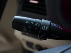 2012款 1.5T 手动 豪华型