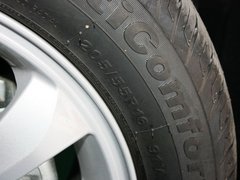 2012款 1.5T 手动 豪华型
