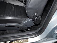 2013款 1.4TSI DSG 豪华版