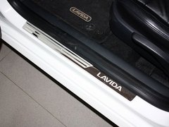2013款 1.6L 手动 舒适版