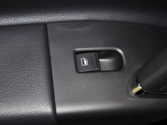 2013款 1.6L 自动 舒适版