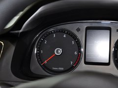 2013款 1.6L 自动 舒适版