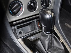 2013款 1.6L 自动 舒适版