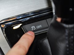 2013款 1.6L 自动 舒适版