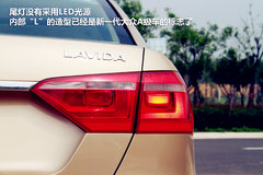 2013款 1.6L 自动 豪华版