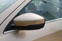 2013款 1.6L 自动 豪华版