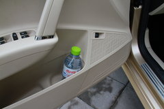 2013款 1.6L 自动 豪华版