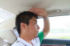 2013款 1.6L 自动 豪华版