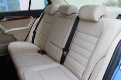 2013款 1.6L 自动 豪华版