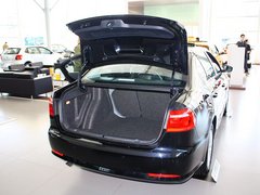 2013款 1.6L 自动 豪华版