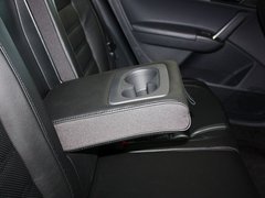 2013款 1.6L 自动 豪华版
