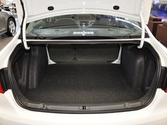 2013款 1.6L 自动 豪华版