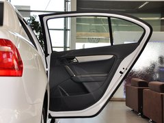 2013款 1.6L 自动 豪华版