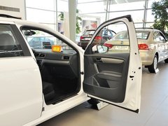 2013款 1.6L 自动 豪华版