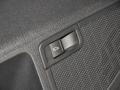 2013款 1.6L 自动 豪华版