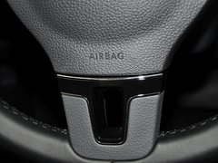 2013款 1.6L 自动 豪华版