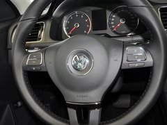 2013款 1.6L 自动 豪华版
