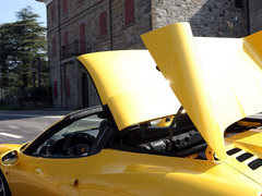 2013款 4.5L Spider