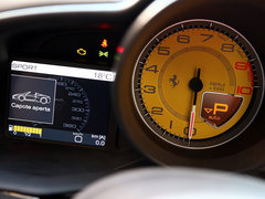 2013款 4.5L Spider