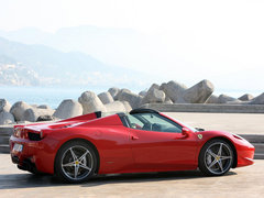 2013款 4.5L Spider
