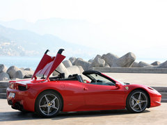 2013款 4.5L Spider
