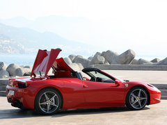2013款 4.5L Spider