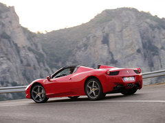 2013款 4.5L Spider
