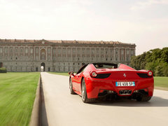 2013款 4.5L Spider