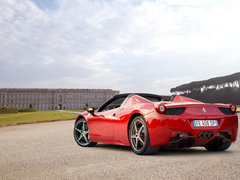 2013款 4.5L Spider
