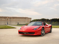 2013款 4.5L Spider