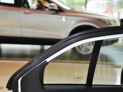 2012款 2.3L 自动 豪华型