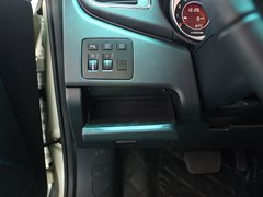 2012款 2.3L 自动 旗舰型