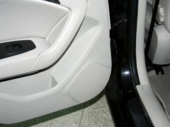 奔腾B90 2012款 2.0L 自动 舒适型