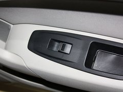 2012款 2.0L 手动 豪华型
