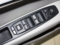 2012款 2.0L 手动 豪华型
