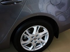 2012款 2.0L 手动 豪华型