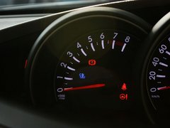 2012款 1.8L CVT 精英多功能版 7座