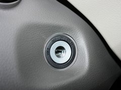 2012款 1.8L CVT 精英多功能版 7座