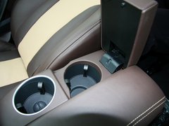 奥迪Q7 2013款 35TFSI 专享型 5座