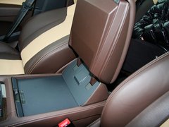 奥迪Q7 2013款 35TFSI 专享型 5座