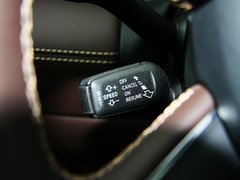 奥迪Q7 2013款 35TFSI 专享型 5座