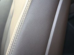 2013款 3.0T 35TFSI进取型 5座